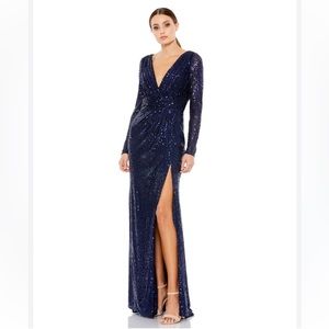 Mac Duggal Navy Sequin Long Sleeve V-Neck Formal Maxi Dress NWOT